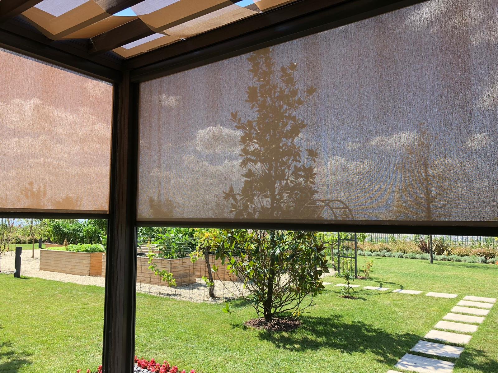 Motorized outdoor screen shade
